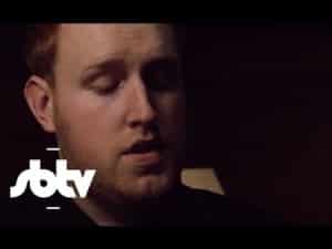 Gavin James | “Billie Jean” x “Can’t Feel My Face” (Acoustic Mash Up) – A64 [S10.EP4]: SBTV