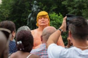 ***** Donald Trump Statues appear all over America!