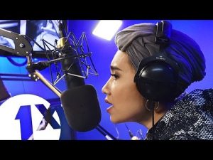 Yuna’s acoustic version of ‘Crush’