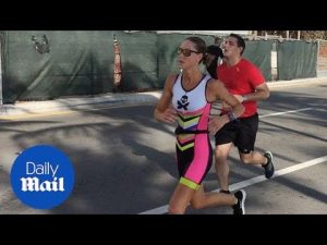Lara Trump gives it her all in the Las Olas Triathlon – Daily Mail