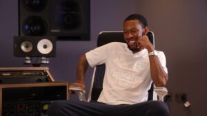 (NR) – YA – Studio With Fumez S5 EP2 – Talks Block 6, Independence, Drill Industry + More